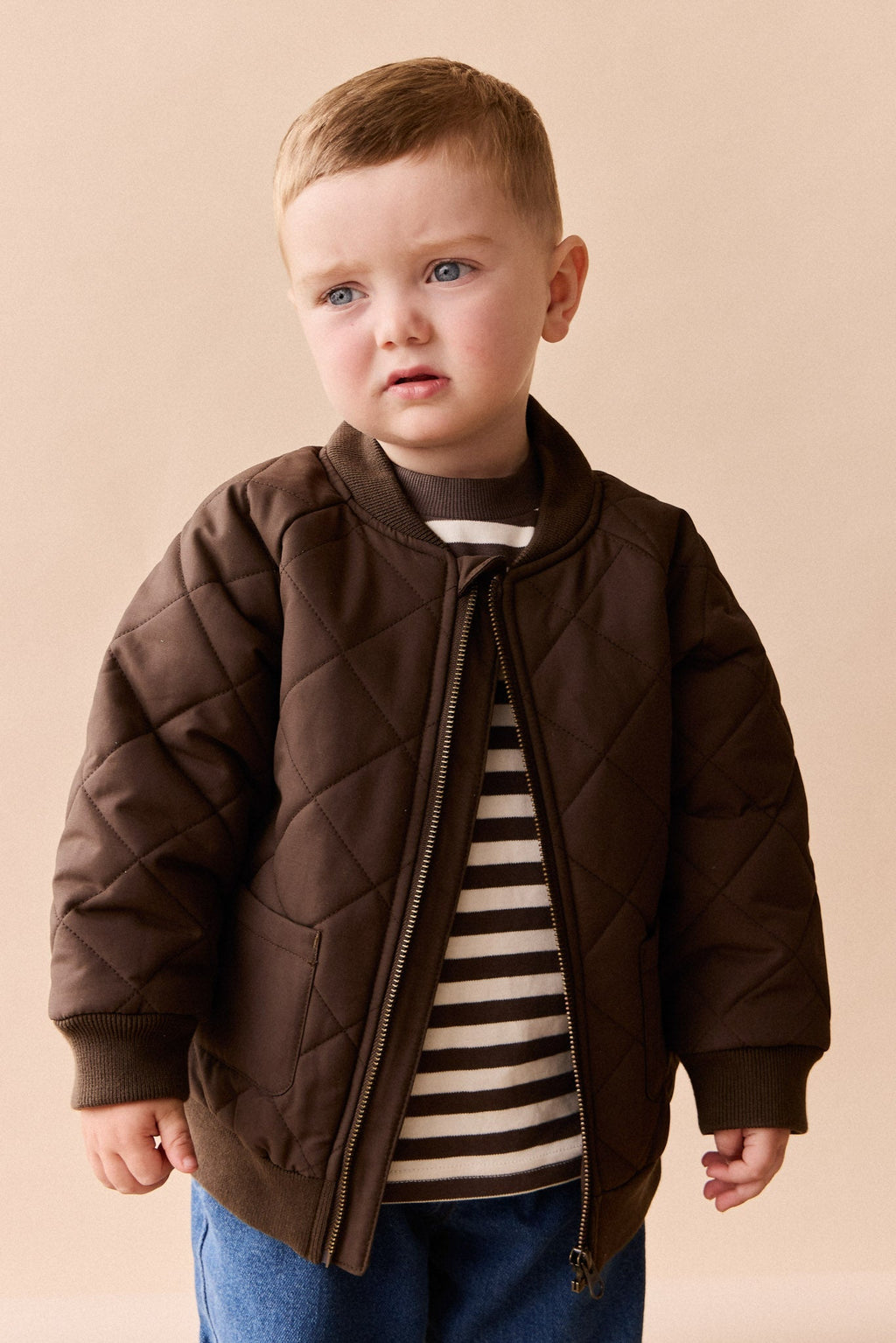 Veste en coton recyclé, coloris marron foncé, doublure chaude, pour le jeu en extérieur des enfants de 1 à 8 ans