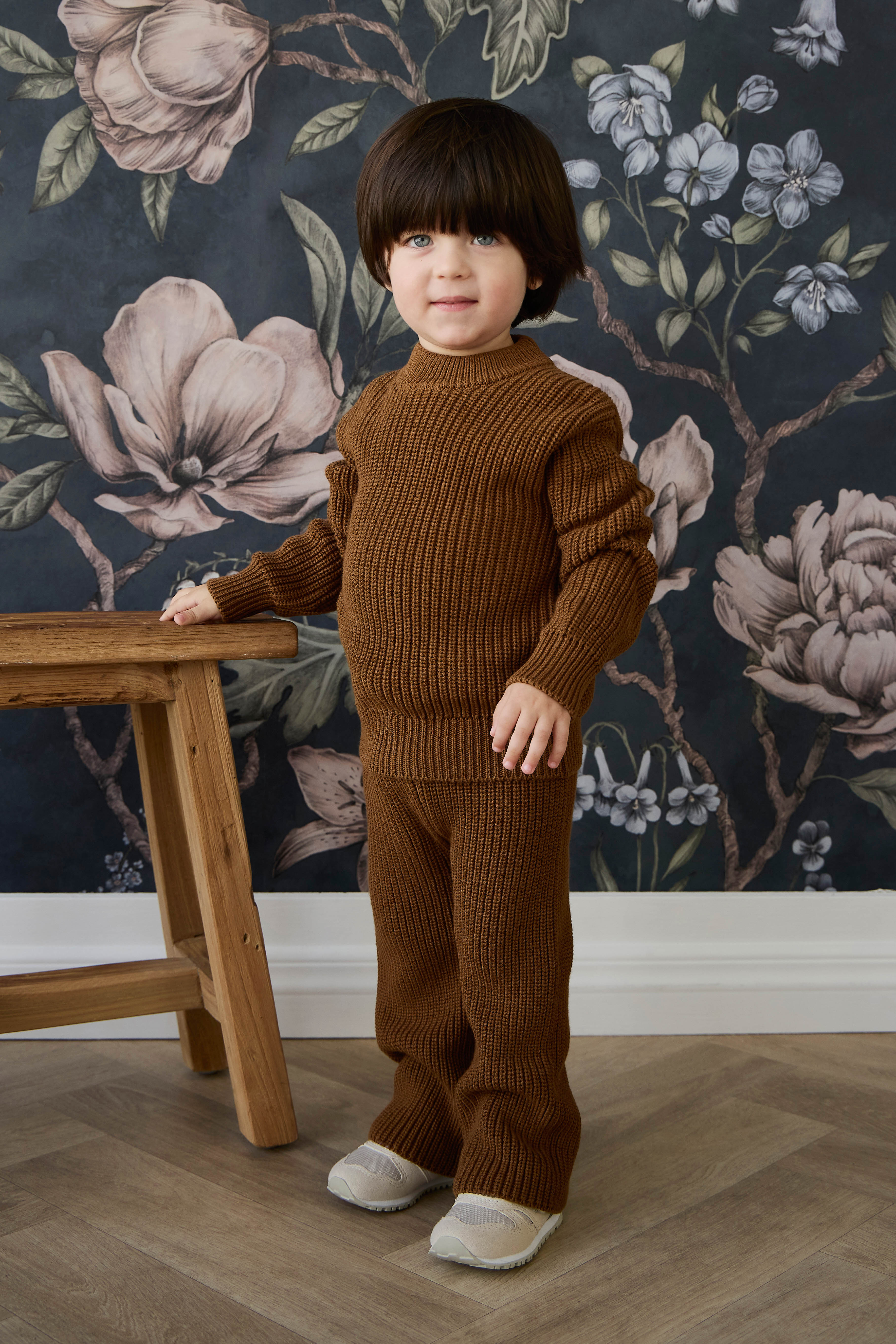 Pantalon en coton tricoté uni bronze automnal douillet avec taille élastiquée et lien décoratif pour enfants de 0 à 8 ans