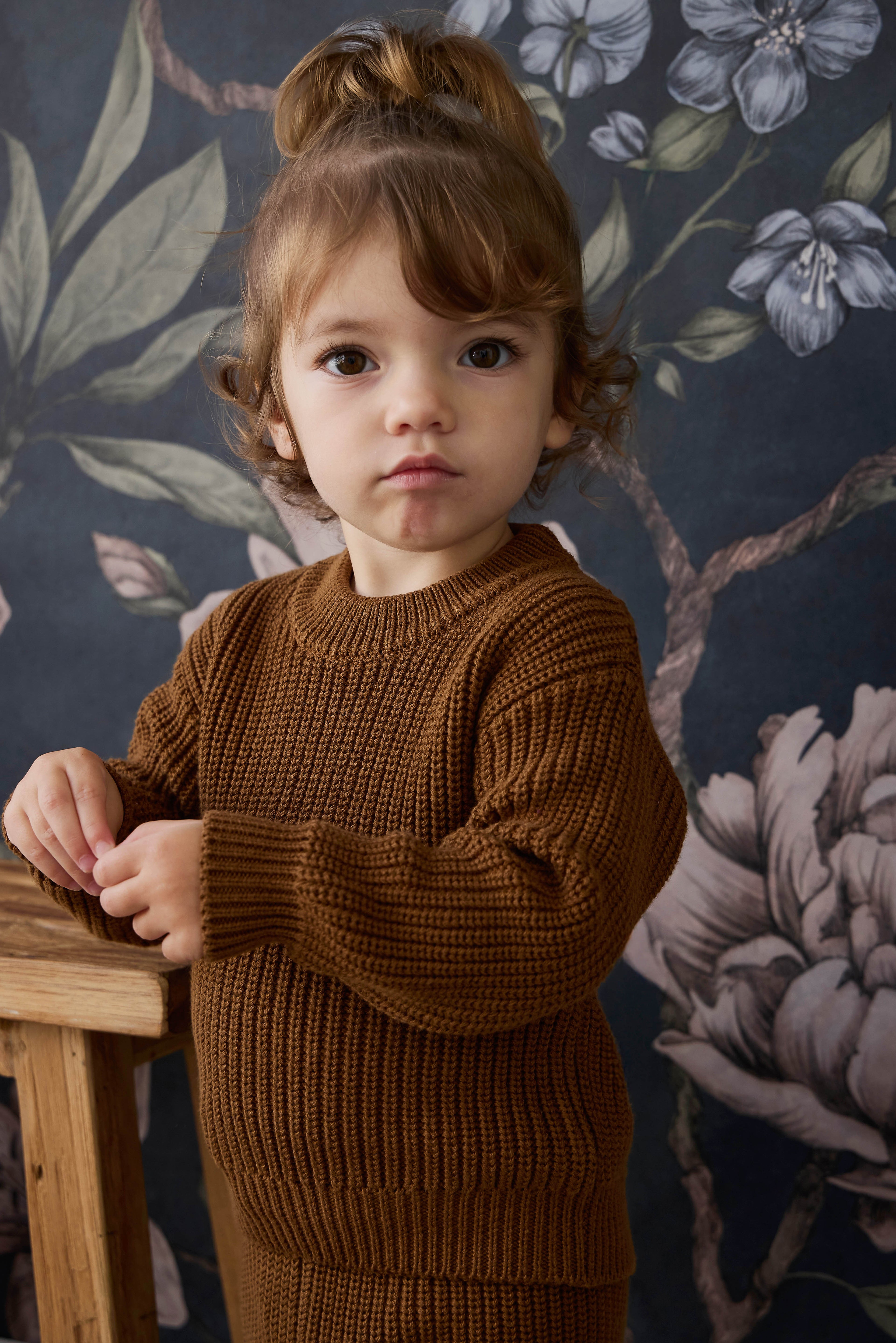 Pull en coton uni tricoté bronze d'automne chaud avec poignets côtelés et col ras du cou pour enfants de 0 mois à 6 ans