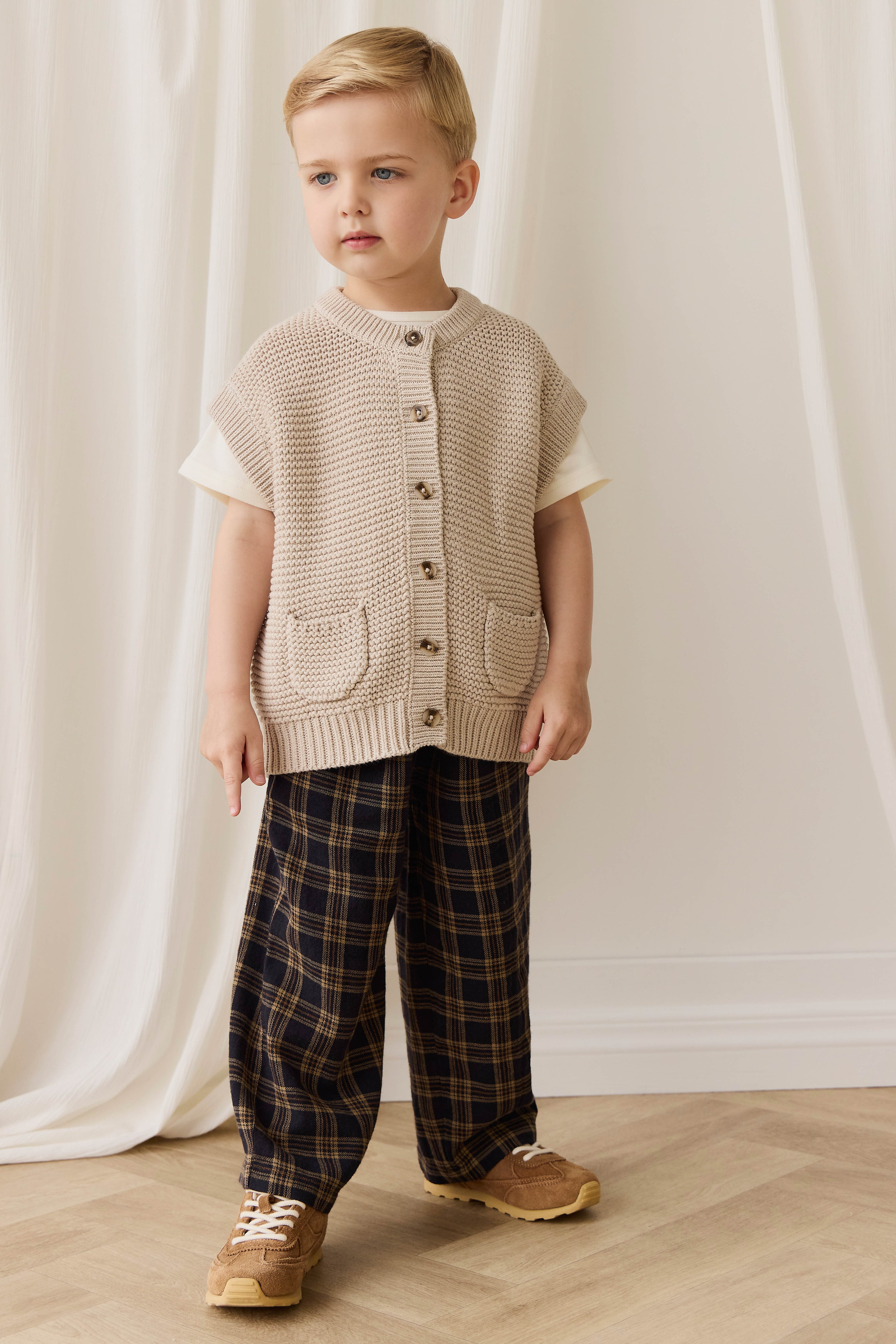 Gilet en tricot de coton uni avec fermeture boutonnée et poche pour enfants de 0 à 8 ans