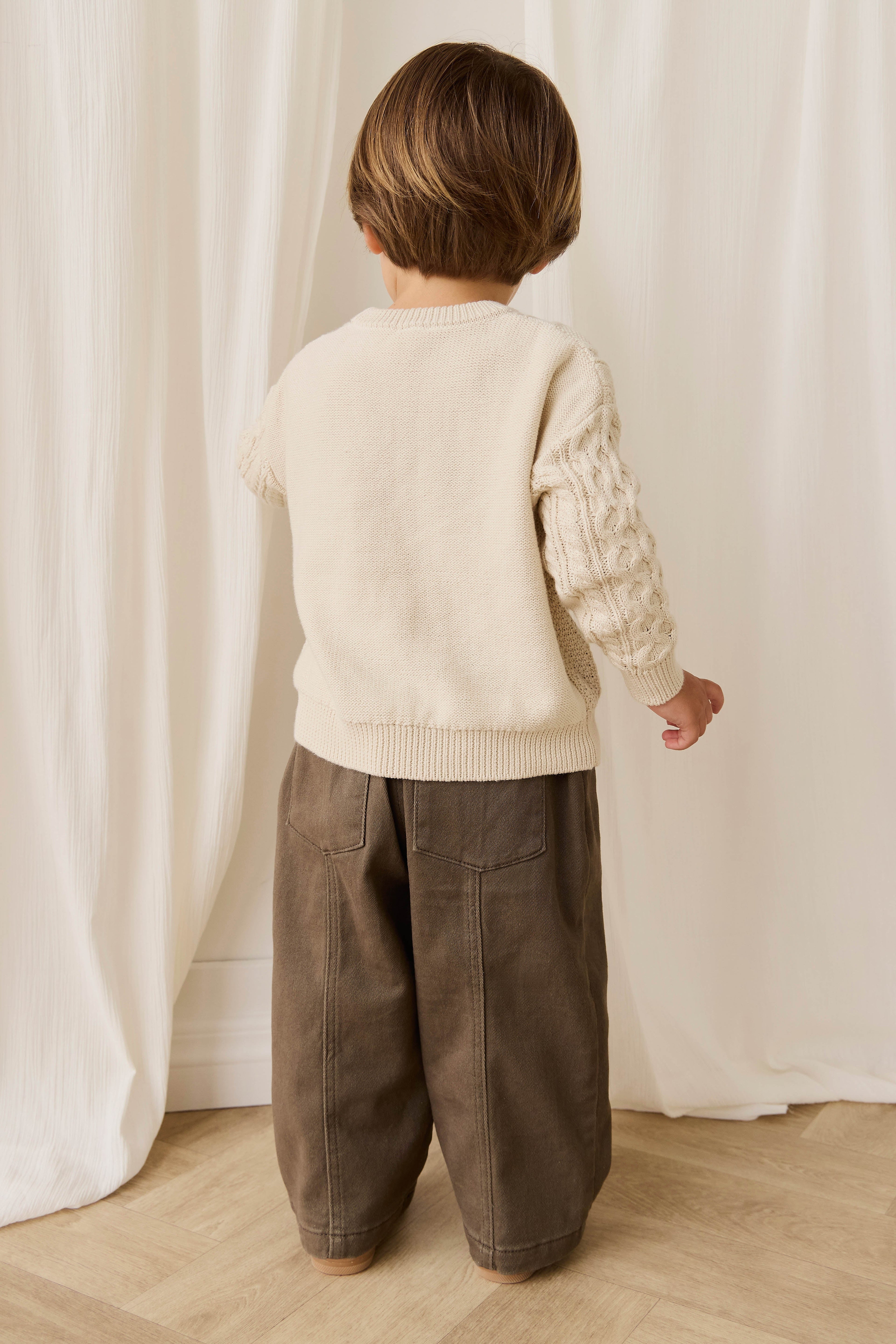 Pull en coton classique, de couleur unie neutre, à col rond et maille torsadée, avec poignets côtelés, pour enfants de 6 mois à 8 ans