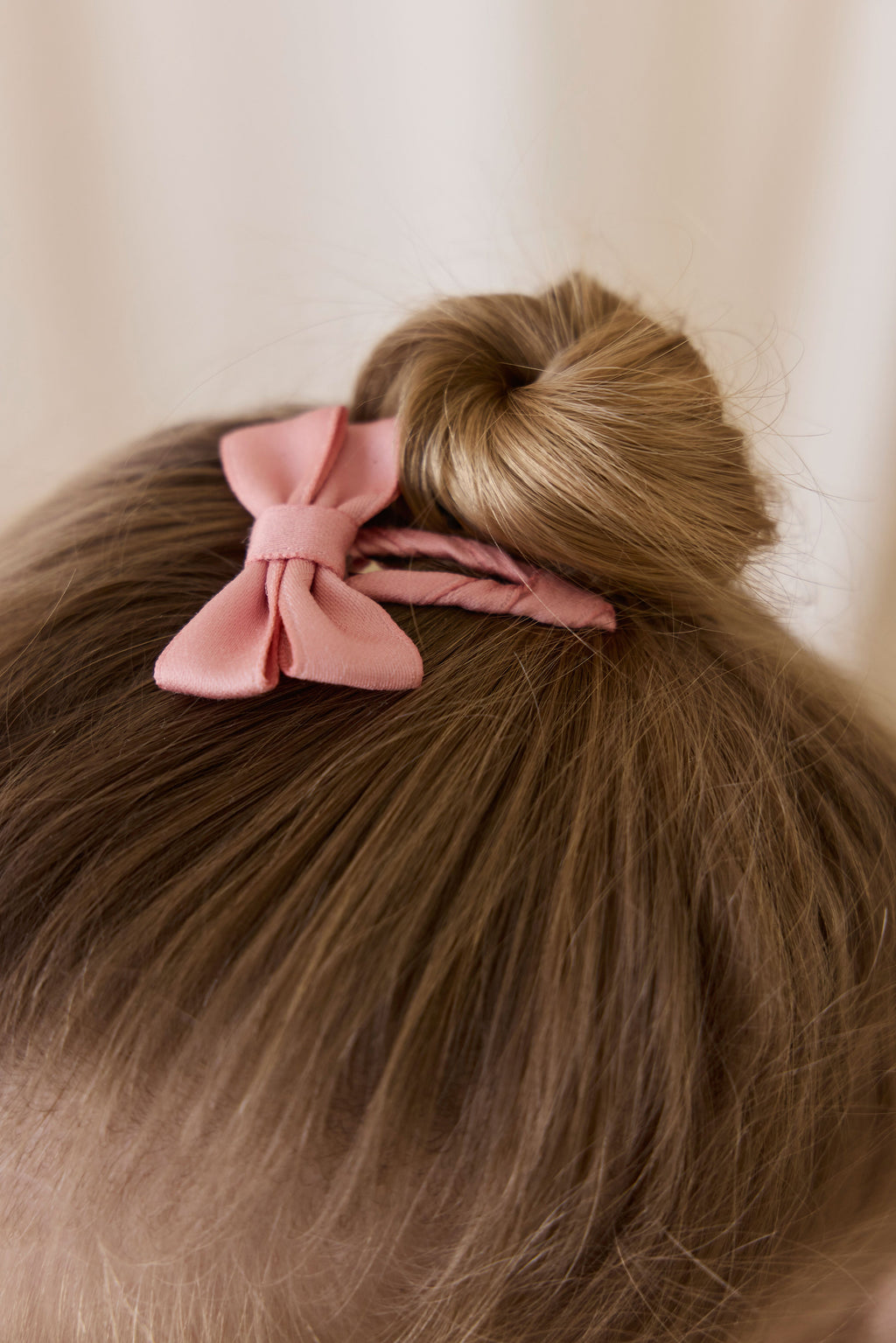 Lot de deux barrettes en polyester massif Delicate Trinket avec nœud pour filles de 3 ans et plus