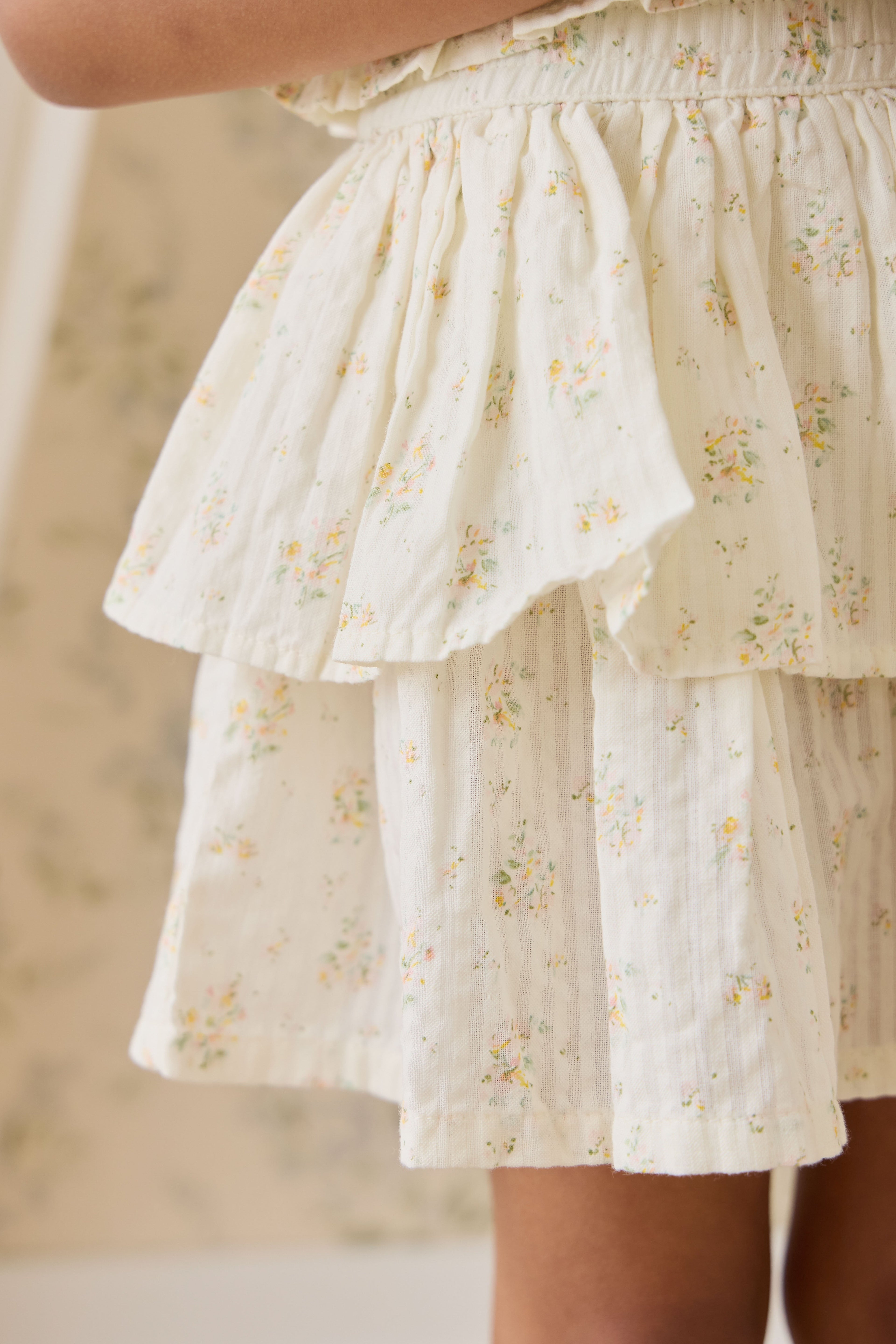 Jupe étagée en coton biologique à imprimé floral parchemin romantique avec design superposé féminin pour filles 6M–10A