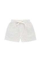 Short en coton biologique décontracté rayé à fines rayures couleur parchemin avec coupe décontractée et lien décoratif pour enfants de 6 mois à 8 ans